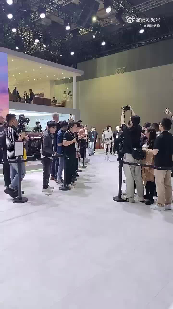 He Xiaopeng's Siasun Robot&Automation gait is quite steady! Insiders know the tricks, outsiders see the excitement! Tesla vs Xiaopeng! Xiaopeng's Market Cap target 🎯 1000 billion.